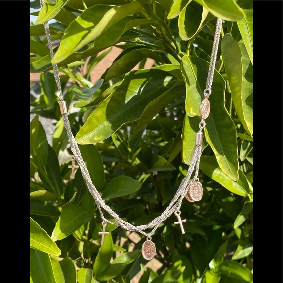 Dyadema Jewelry - Beautiful sparks sterling silver Dyadema Necklace.